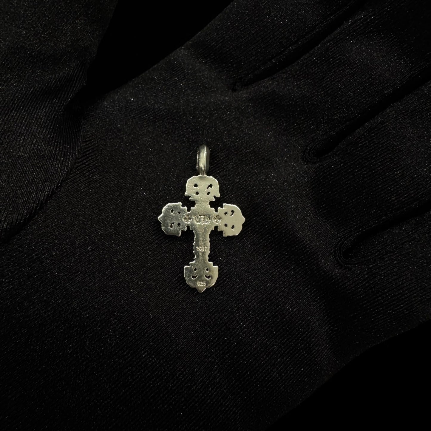 Chrome Hearts Tiny Filigree Pendant 火焰十字吊墜