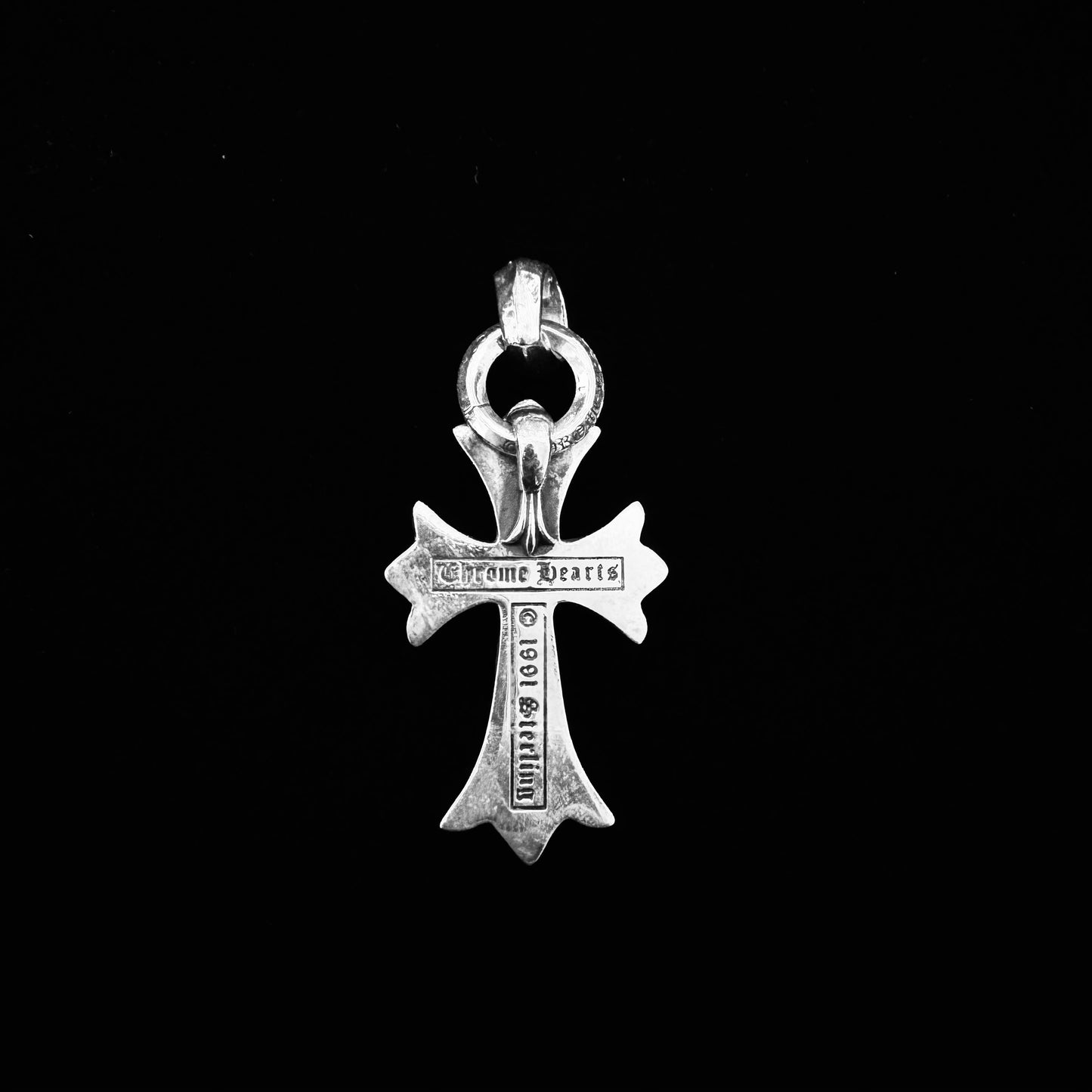 Chrome Hearts Cross With Bale Pendant 水滴十字