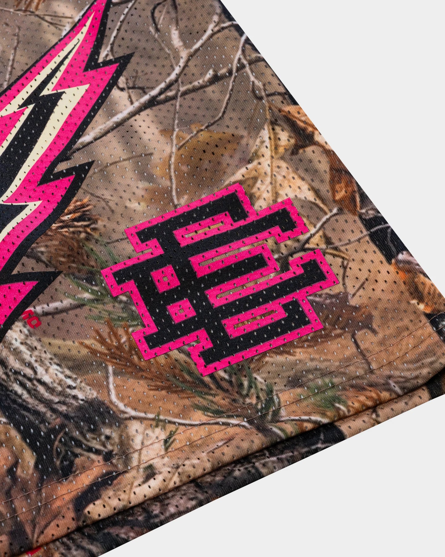 Eric Emanuel 25SS EE Basic Bolt Short Tree Camo 閃電 球褲
