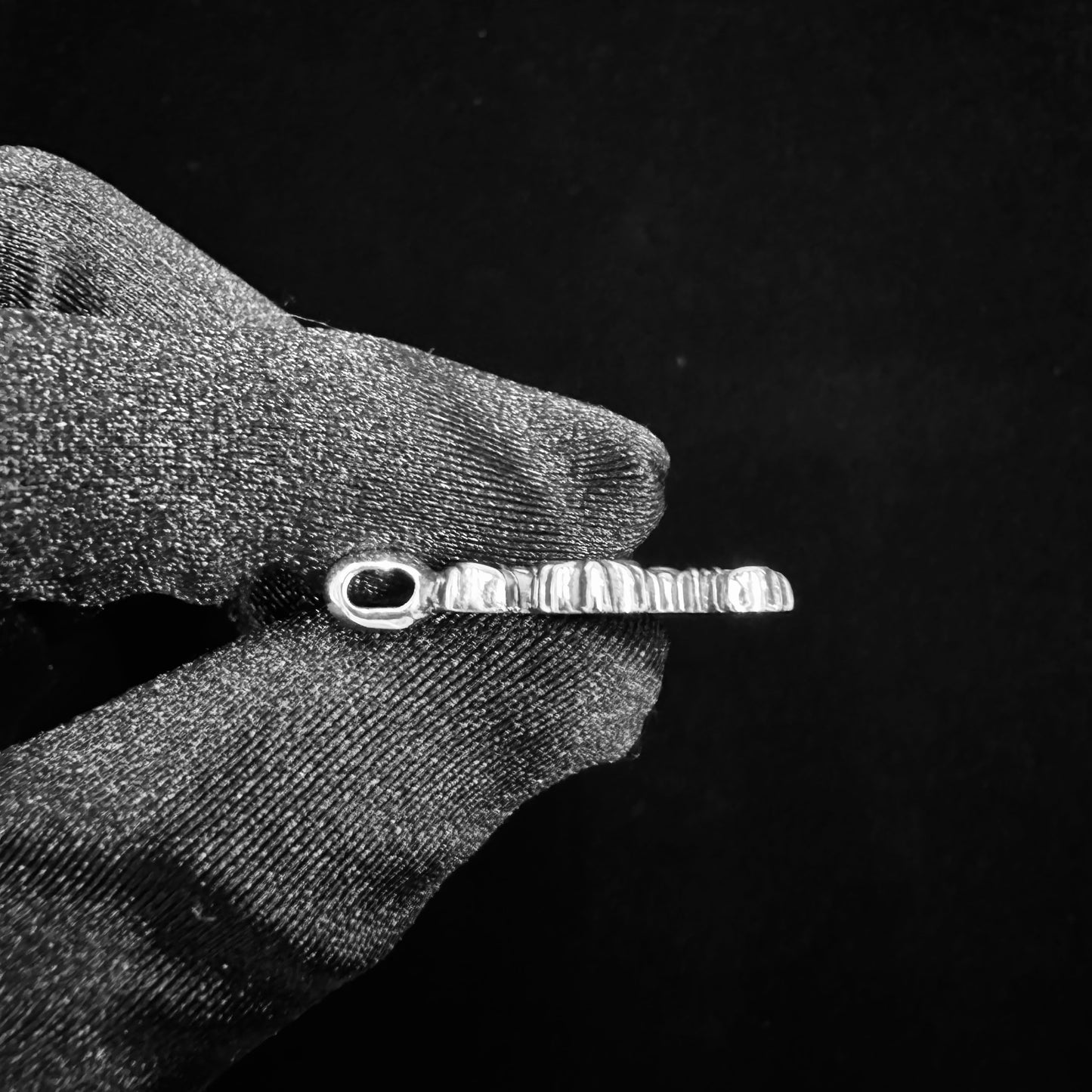 Chrome Hearts Tiny Filigree Pendant 火焰十字吊墜