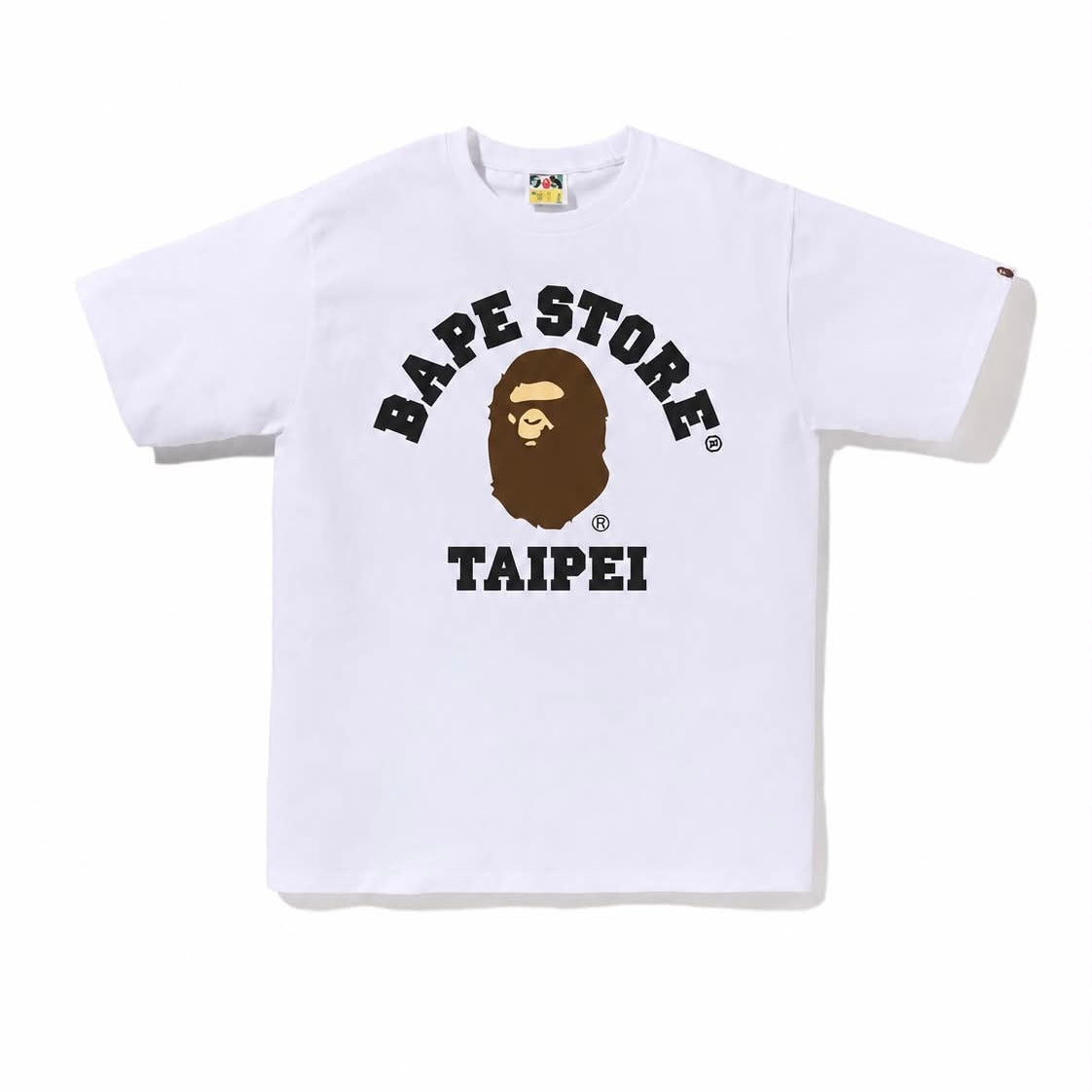 BAPE Taipei Store College Tee 短T