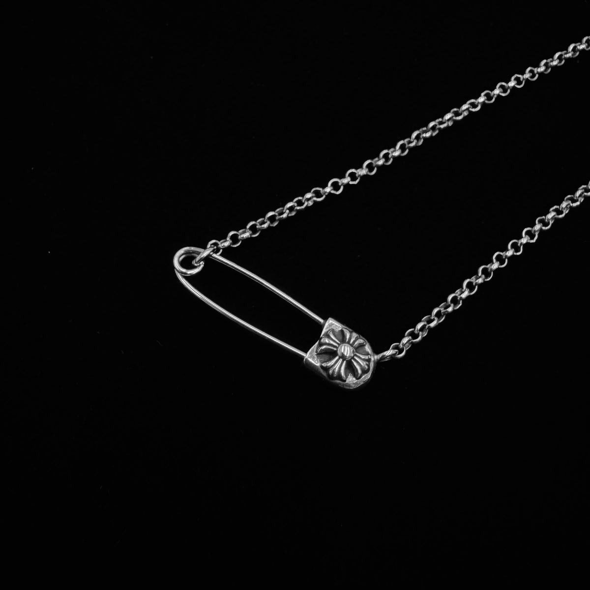 Chrome Hearts Safety Pin Roll Chain Necklace 40cm 別針鏈