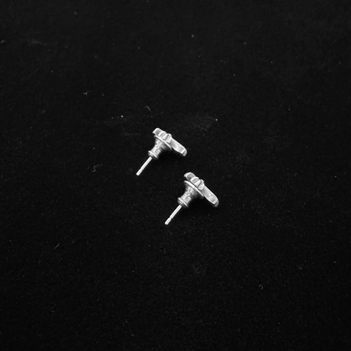 Chrome Hearts Cross Stud Earrings 單支耳環