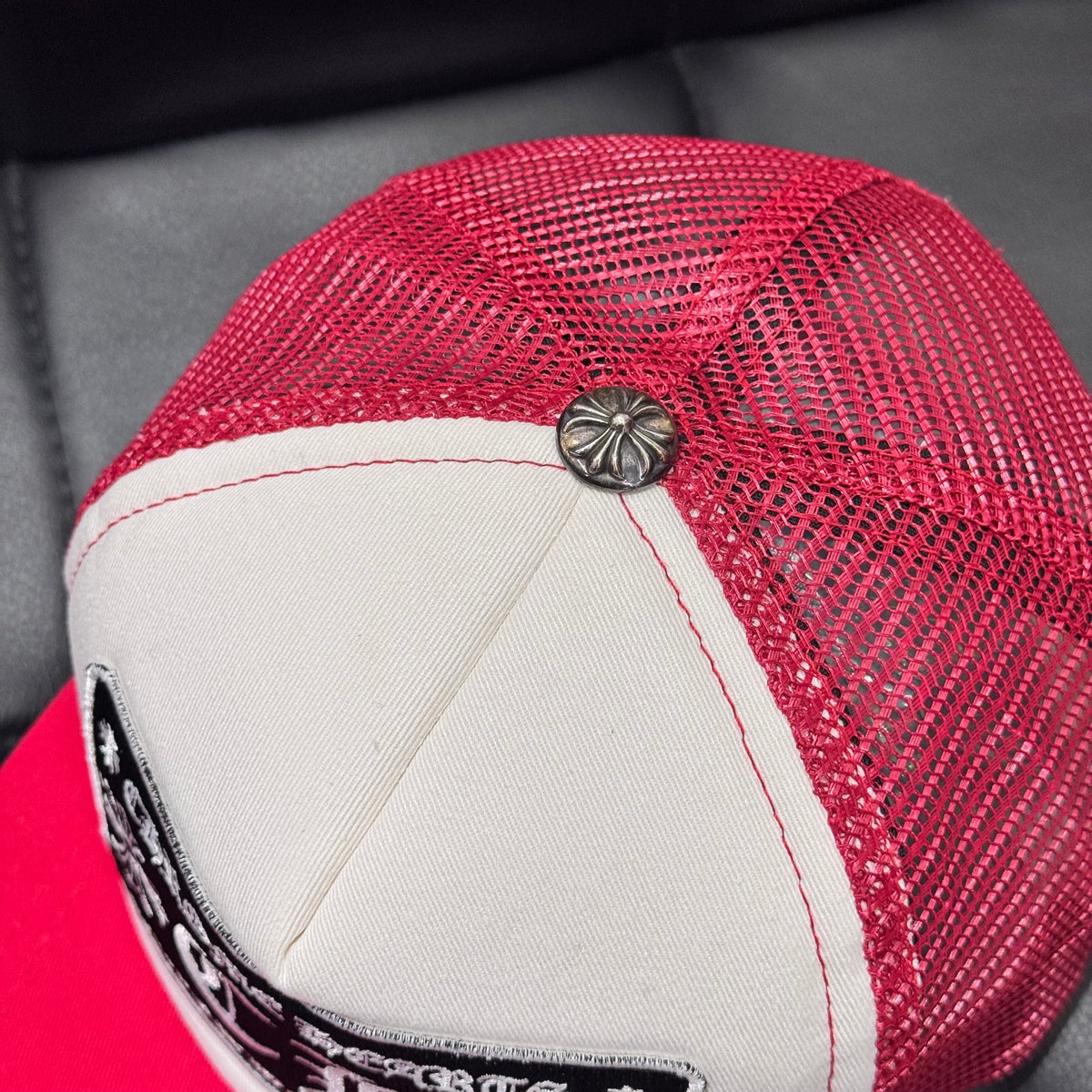 Chrome Hearts Red CH Hollywood Patch Trucker Hat 棒球帽
