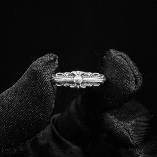 Chrome Hearts Baby Floral Cross Ring 戒指