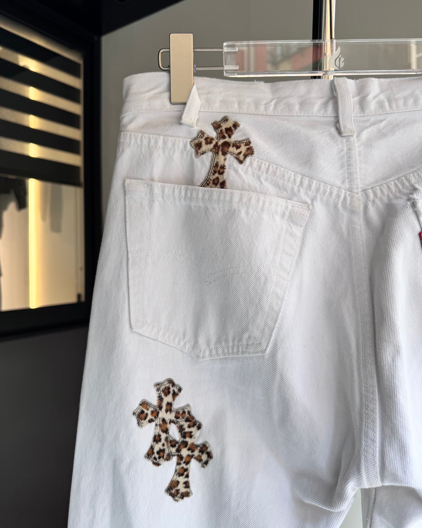 Chrome Hearts Levi’s 501 Leopard Cross Patch Jeans 牛仔褲