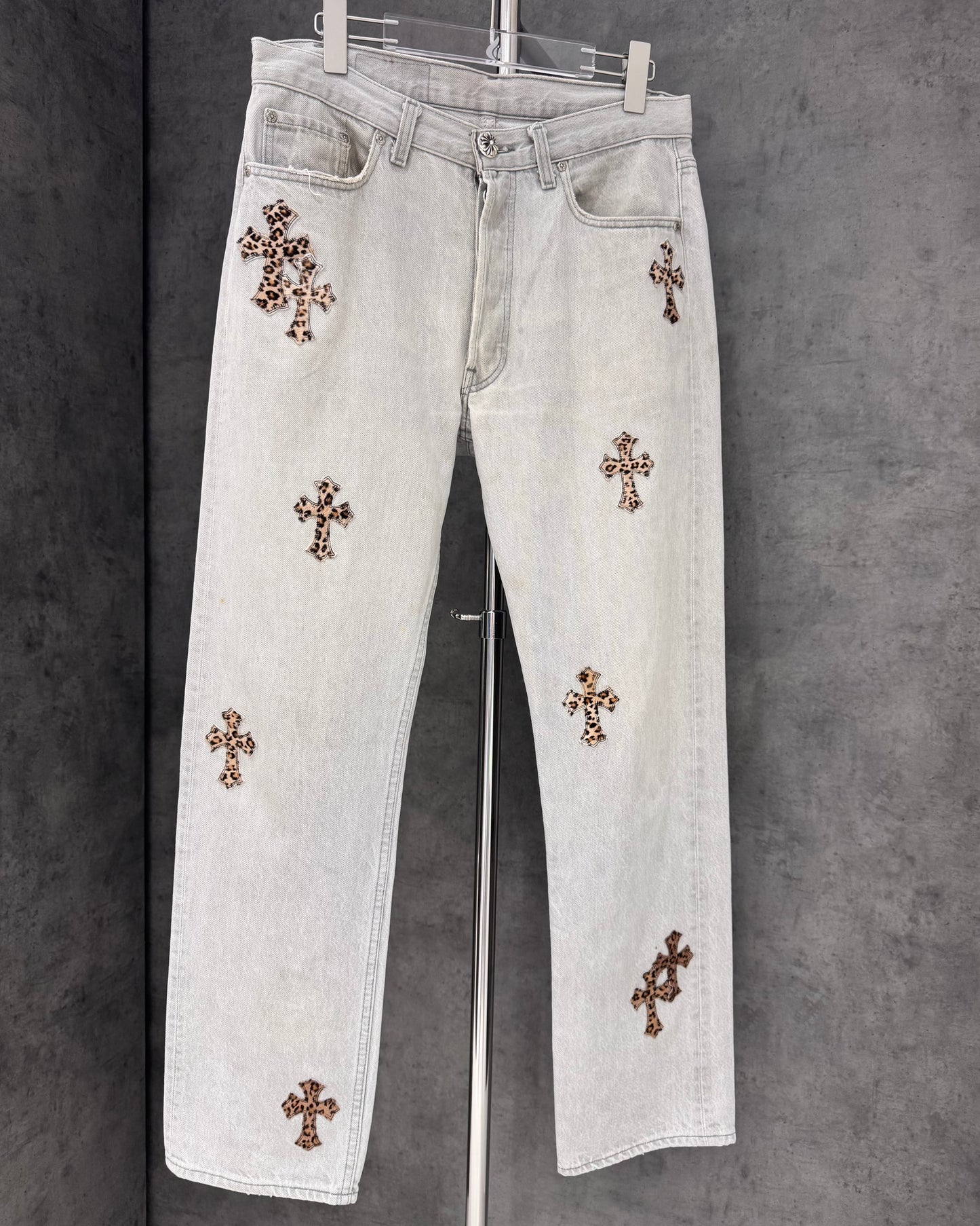 Chrome Hearts Levi’s 501 Leopard Cross Patch Jeans 牛仔褲