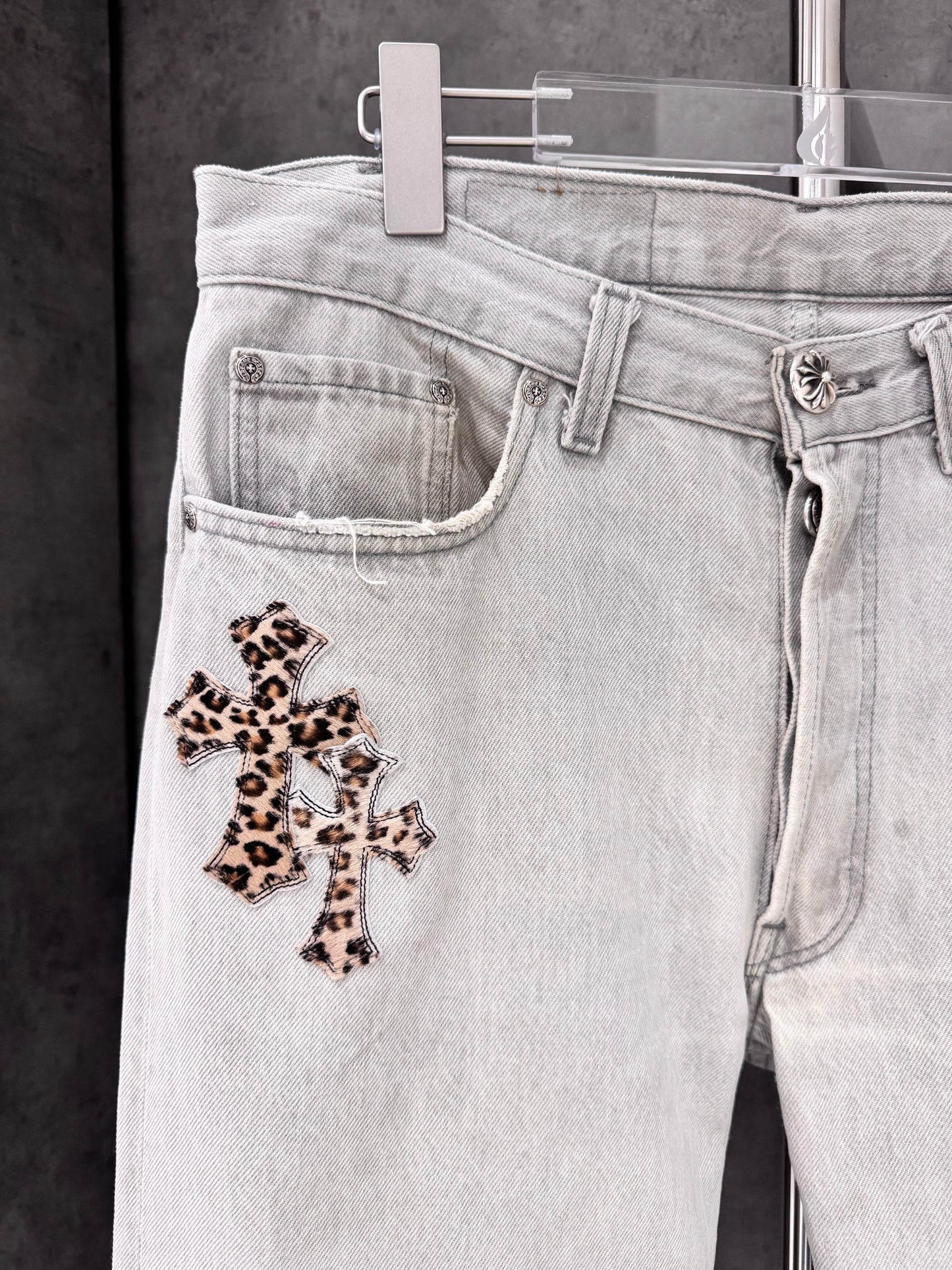 Chrome Hearts Levi’s 501 Leopard Cross Patch Jeans 牛仔褲