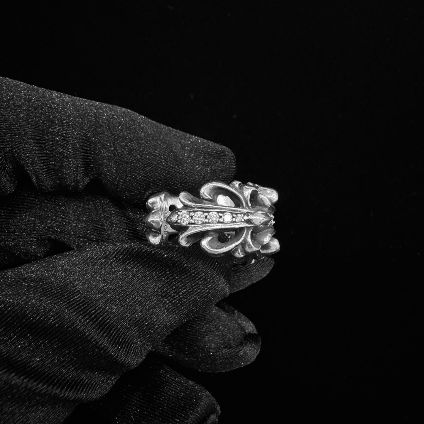 Chrome hearts Diamonds Floral Open Cross Ring 戒指