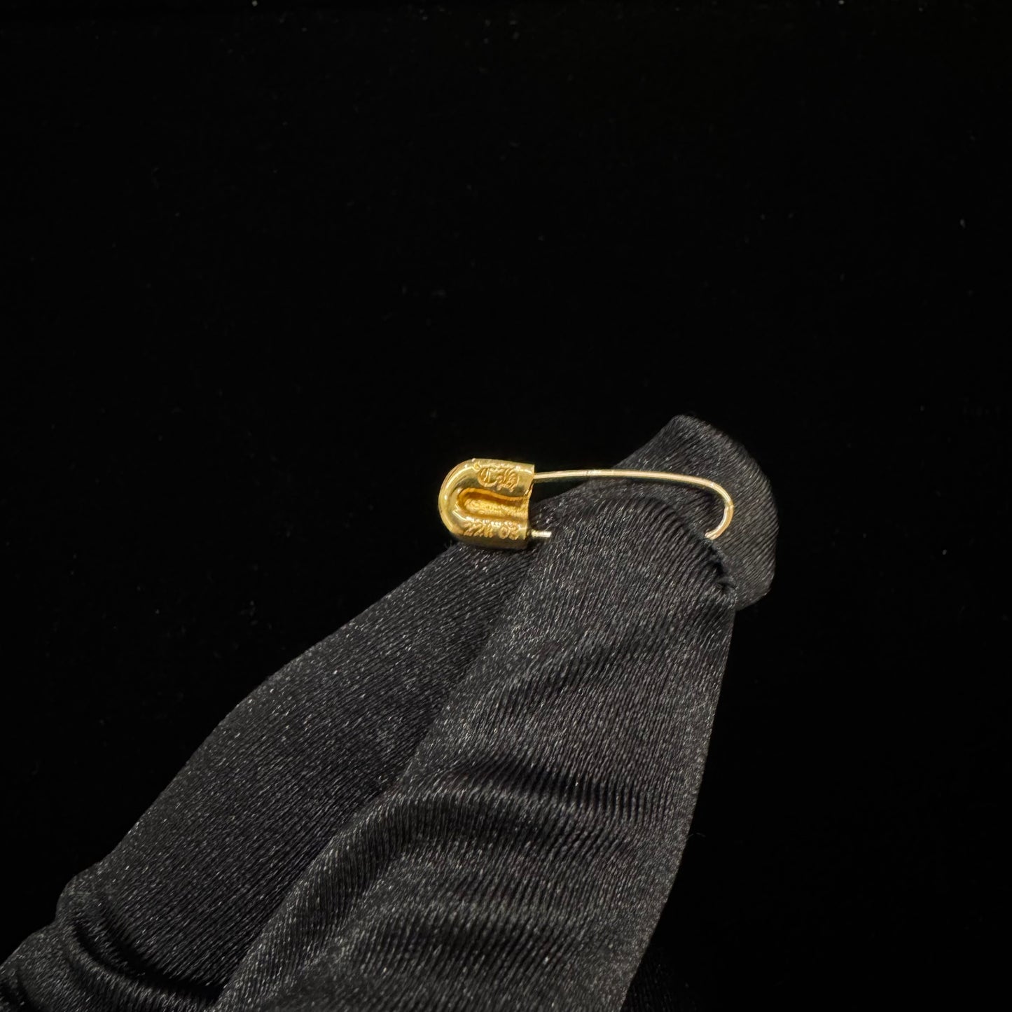 Chrome Hearts 22K Gold Safety Pin Earrings 別針耳環