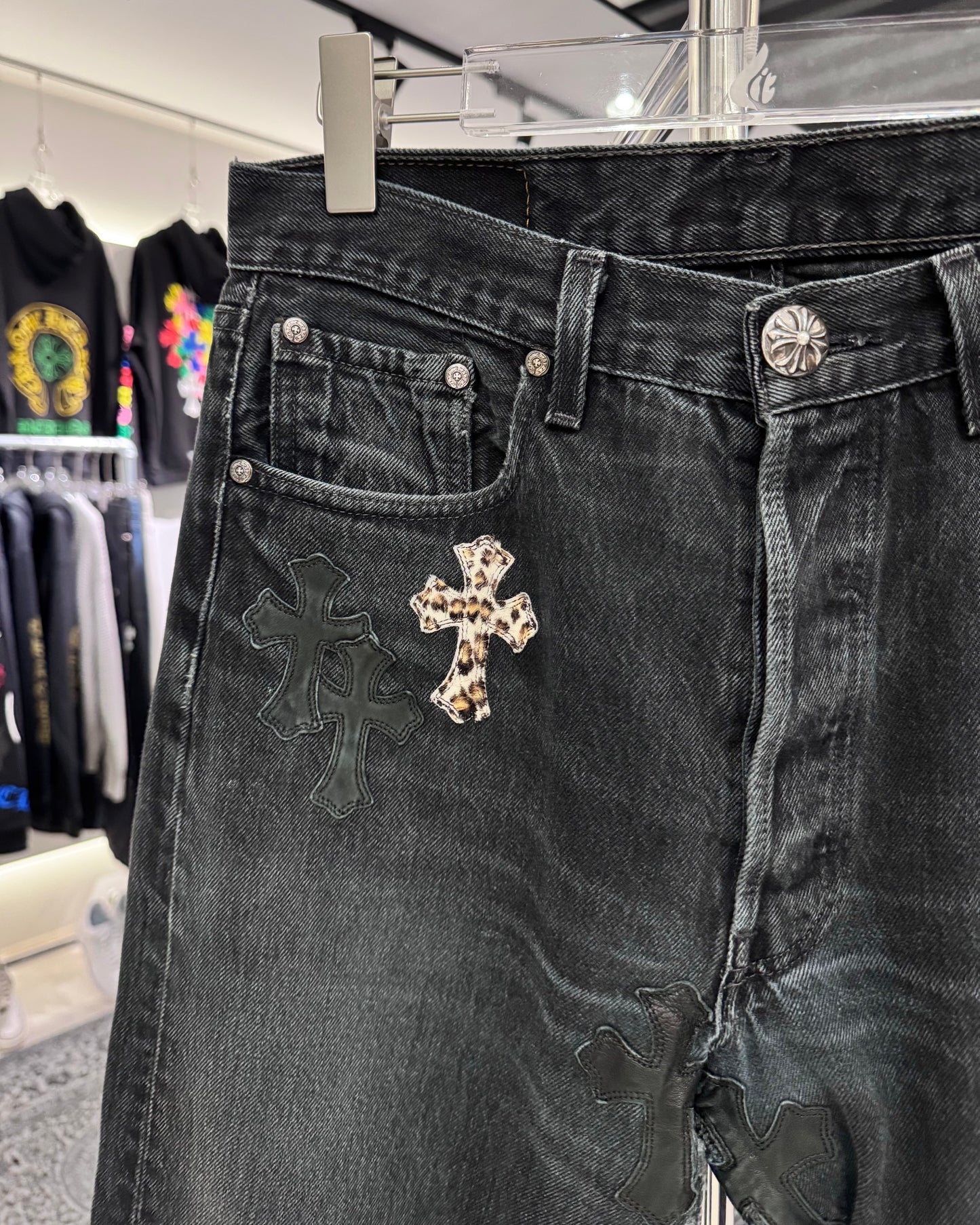 Chrome Hearts Levi’s 501 Leopard Cross Patch Jeans 牛仔褲