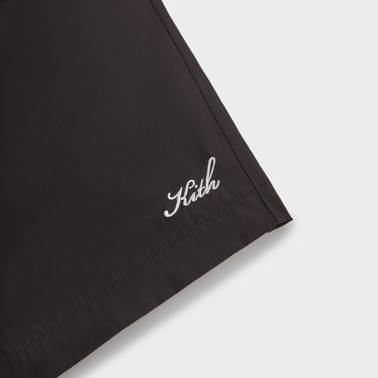 KITH Transitional Active Short 尼龍短褲