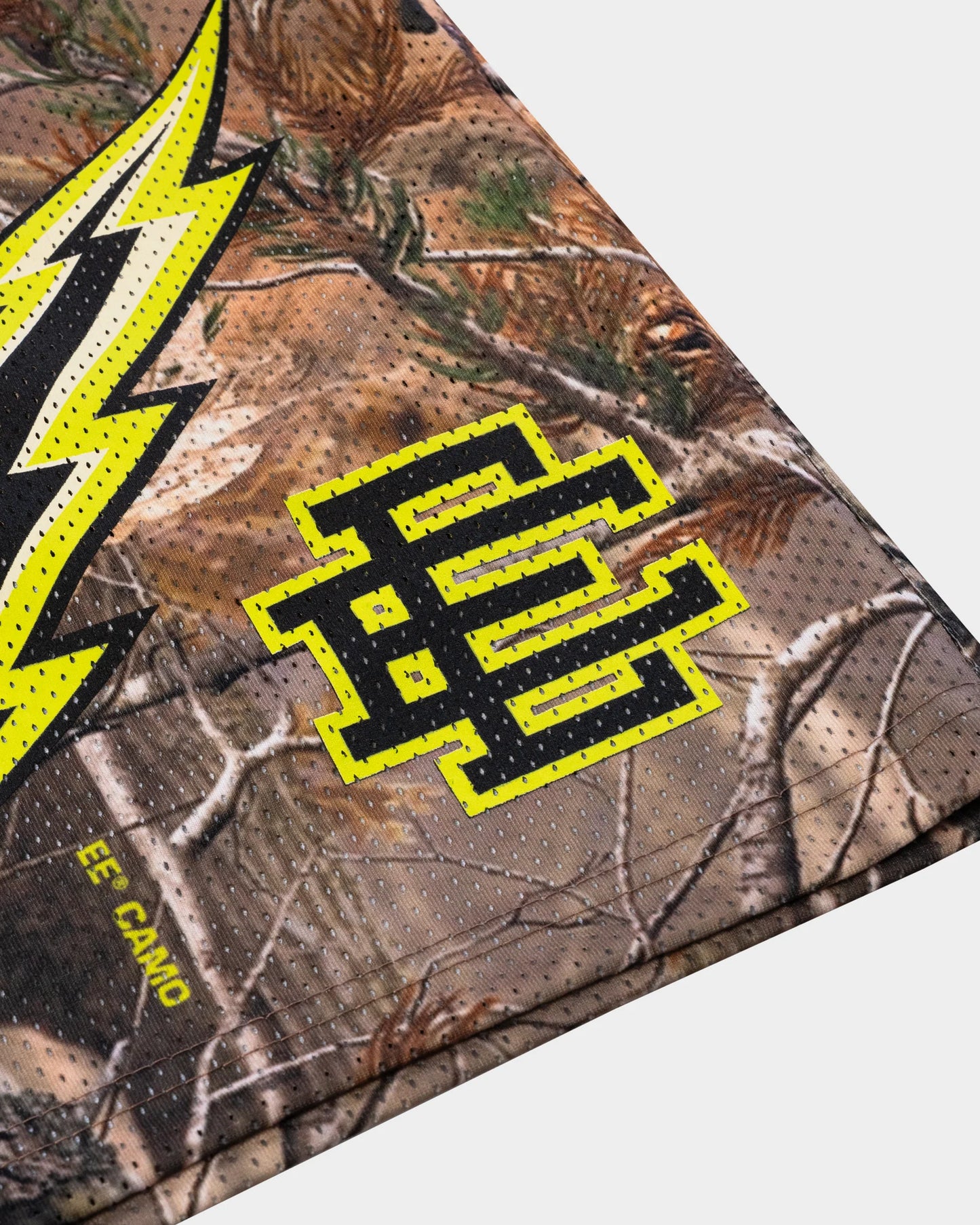 Eric Emanuel 25SS EE Basic Bolt Short Tree Camo 閃電 球褲