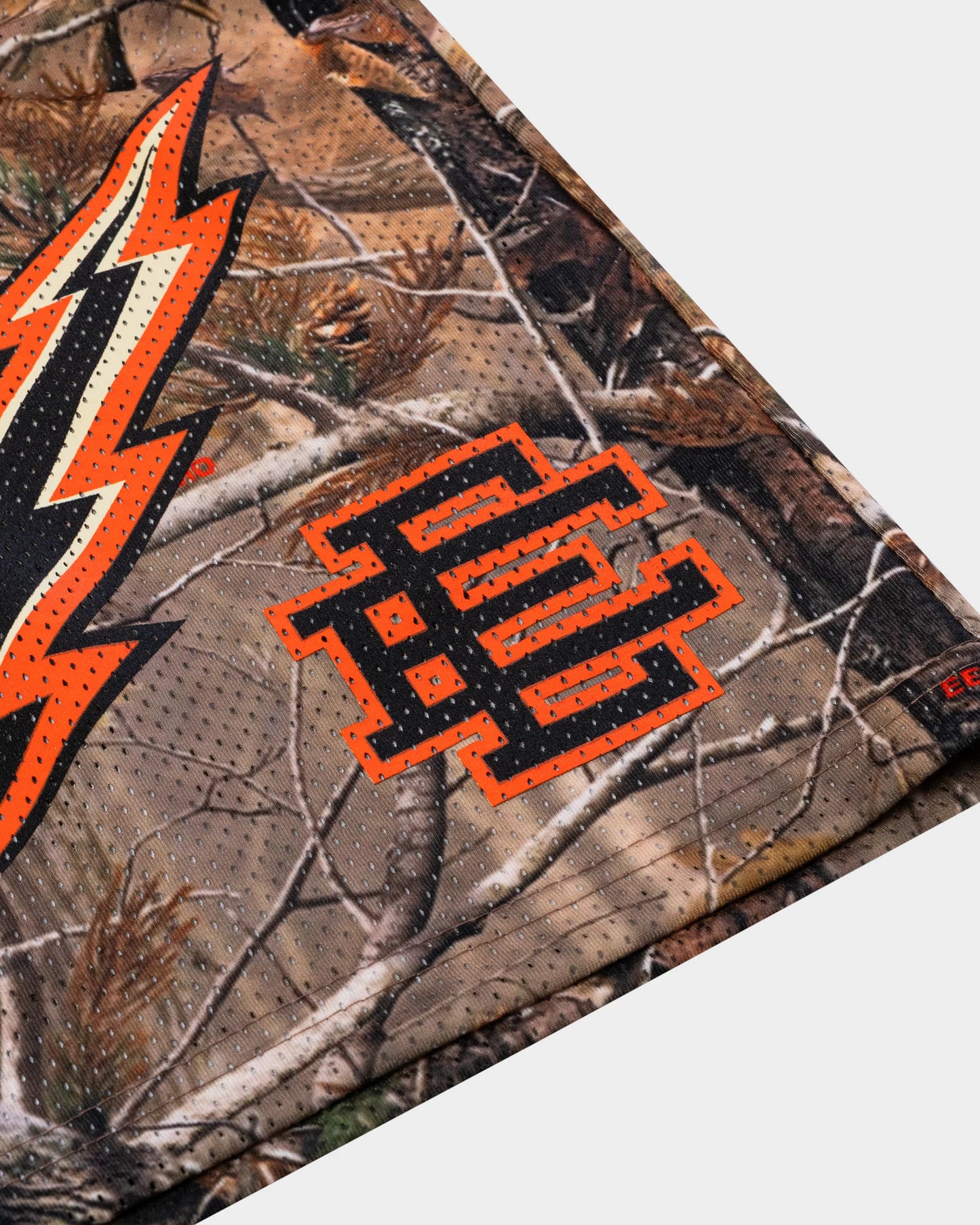 Eric Emanuel 25SS EE Basic Bolt Short Tree Camo 閃電 球褲