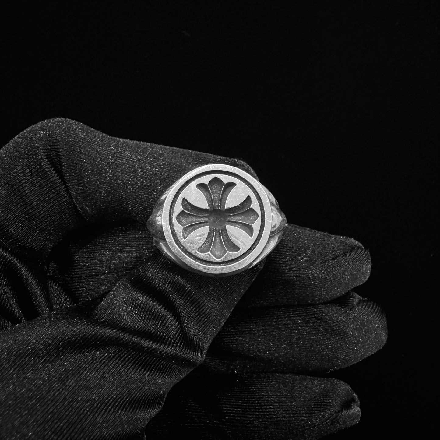 Chrome Hearts Seal Stamp Plus Ring 戒指