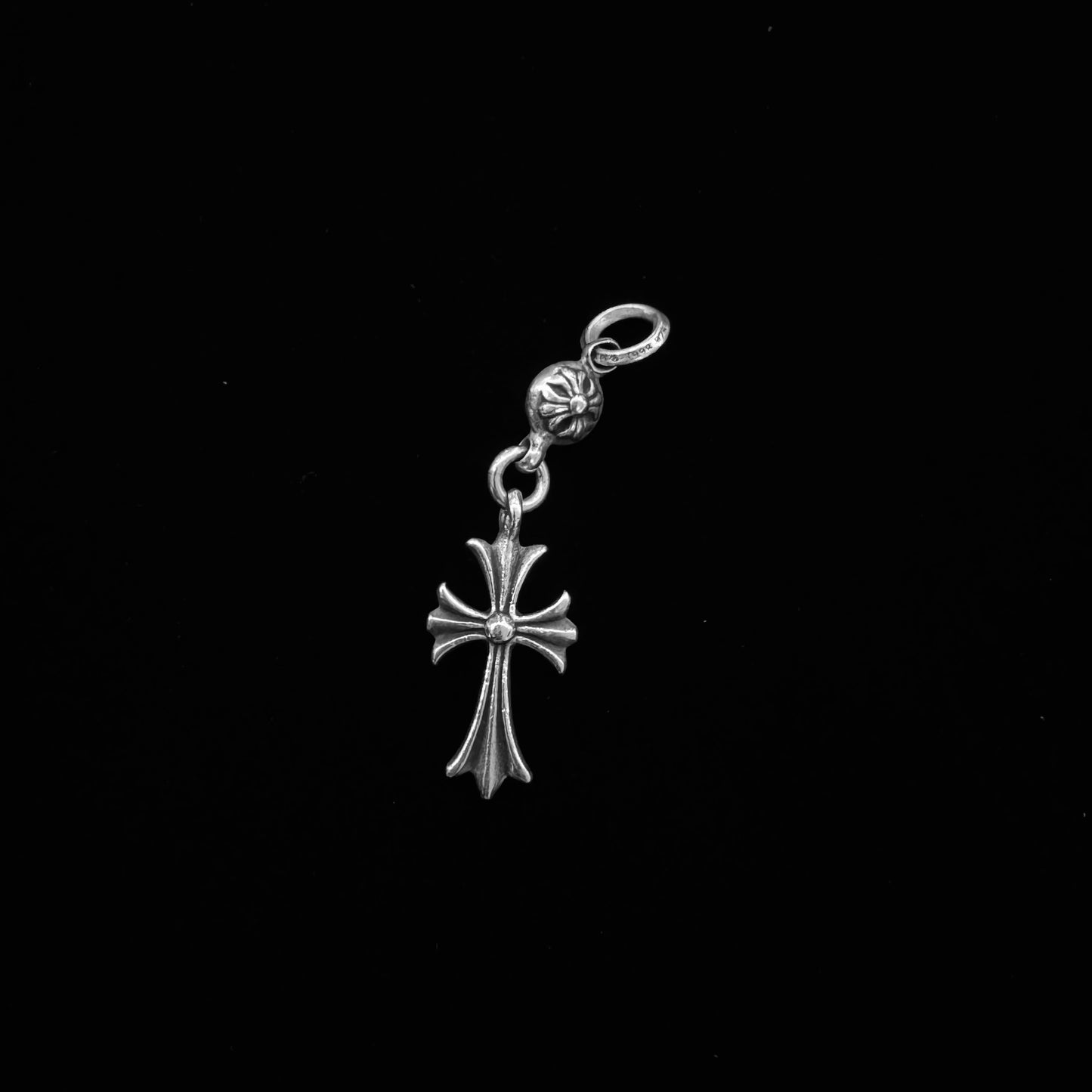 Chrome Hearts 1 Ball Tiny Cross Pendant 吊墜