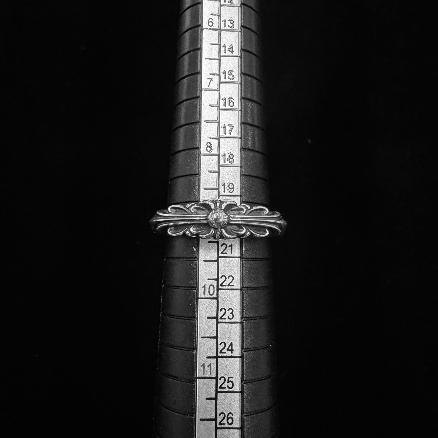 Chrome Hearts Baby Floral Cross Ring 戒指