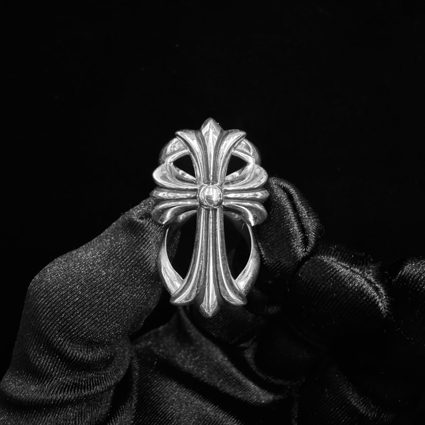 Chrome Hearts Infinity Cross Ring 戒指