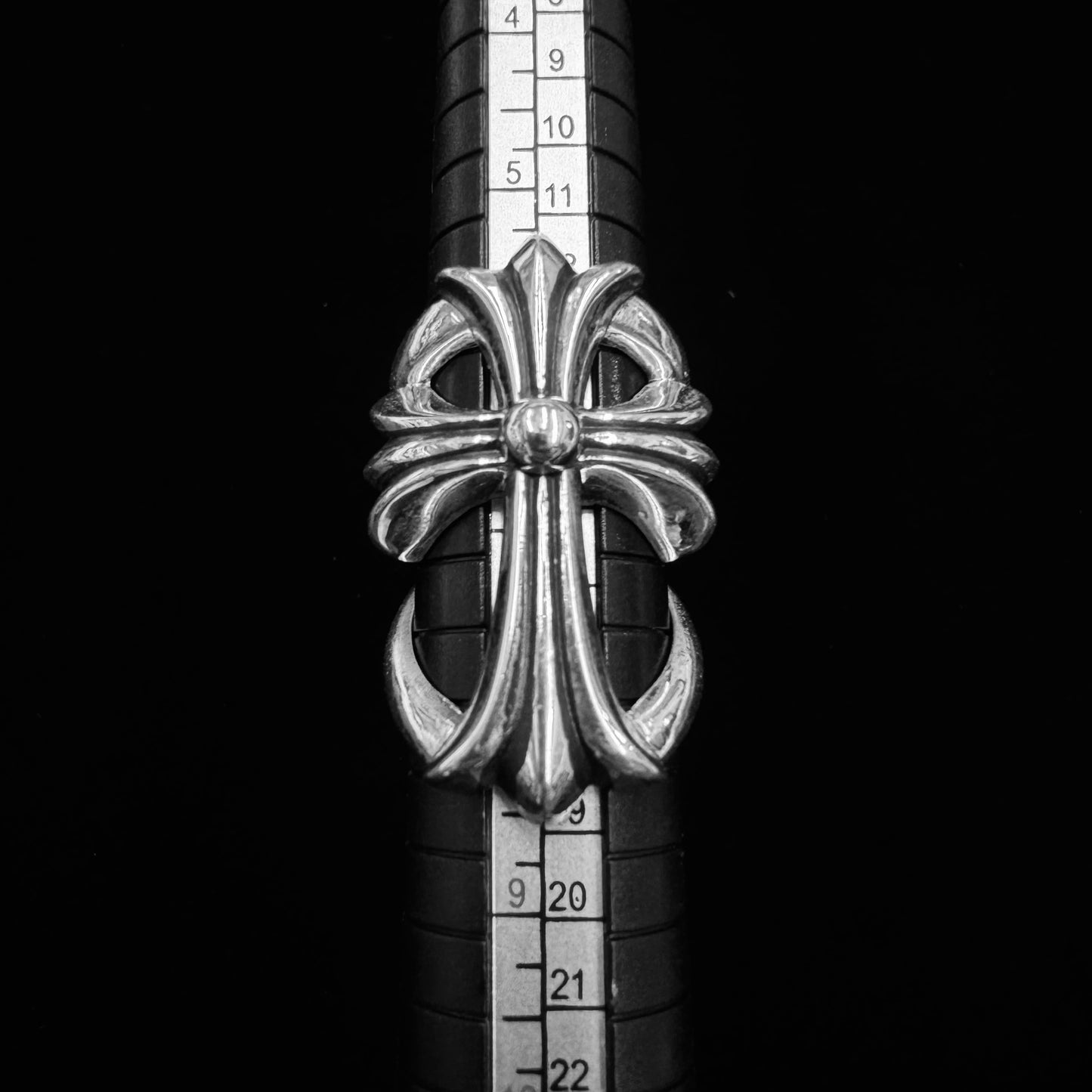 Chrome Hearts Infinity Cross Ring 戒指