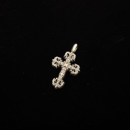 Chrome Hearts Tiny Filigree Pendant 火焰十字吊墜