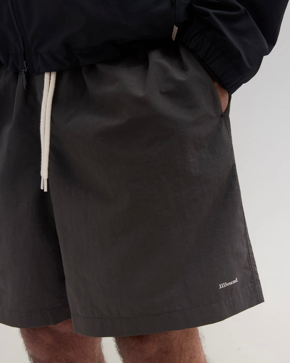 JJJJound Camper Short 尼龍短褲